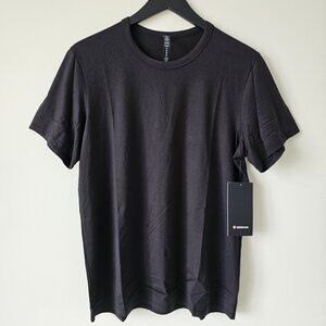 NWT LULULEMON BLK Black Fundamental T Shirt Short Sleeve Top Men's Medium